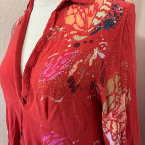 Free People
Field Of Butterflies Semi-Sheer Tunic  S - Picture 3 of 9